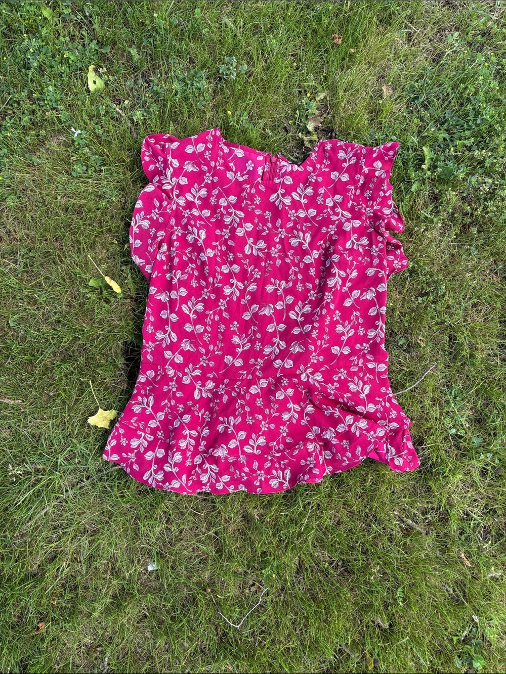 Banana Republic Pink Floral Ruffle Sleeve Blouse